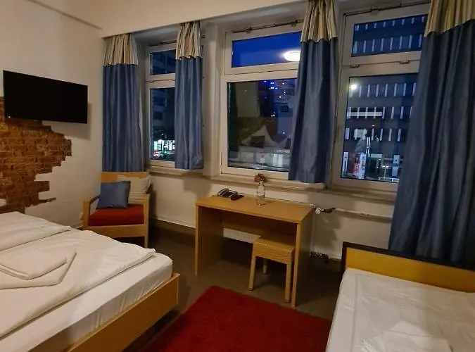Hotel Cch Zentrum 4*